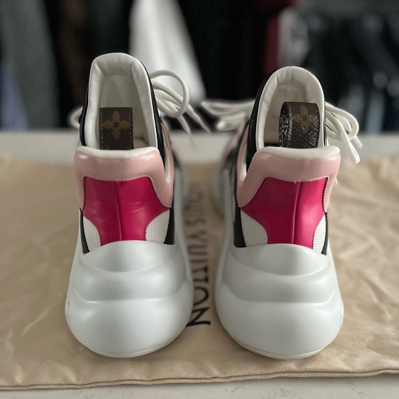 Louis Vuitton Archlight Sneaker - Picture 6 of 7